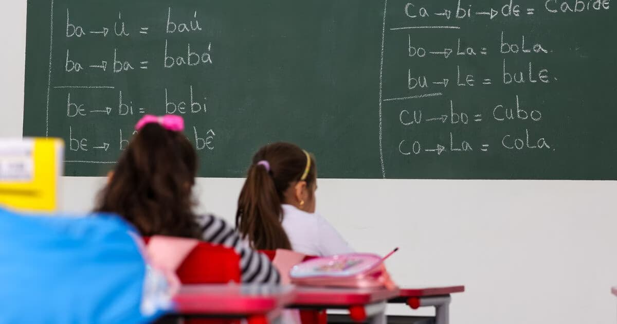 Câmara de Brusque aprova prioridade no SUS a estudantes que precisam de atendimento médico especializado - O Município