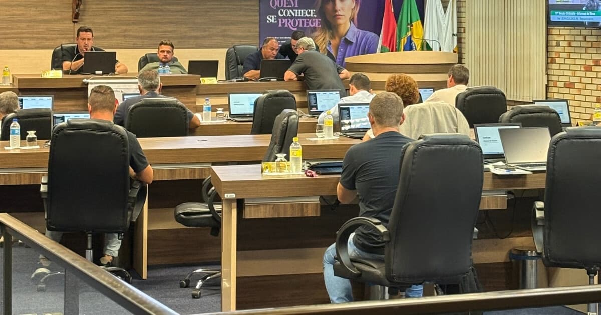 Câmara de Brusque aprova projeto que cria prêmio por desempenho na educação - O Município