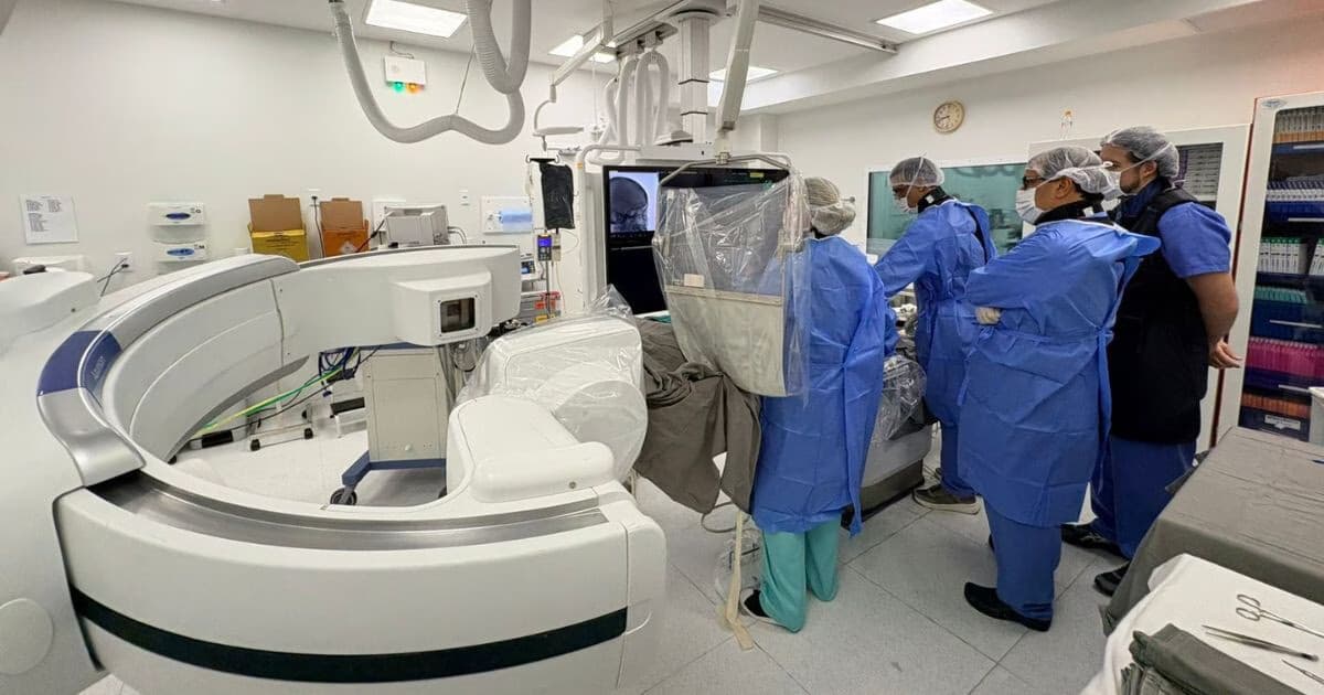 Hospital Azambuja Inova com Primeiro Procedimento de Neurocirurgia Endovascular na Região
