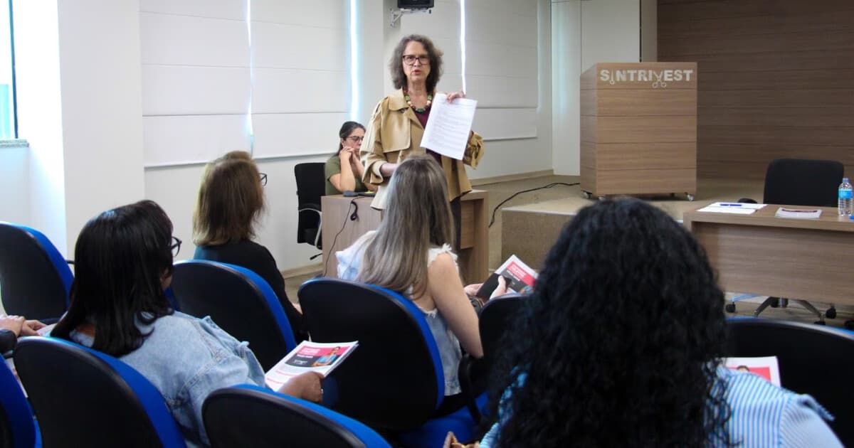 Trabalhadores do Vestuário Definem Pauta com Piso de R$ 2.700 e Jornada de 40 Horas em Brusque e Região