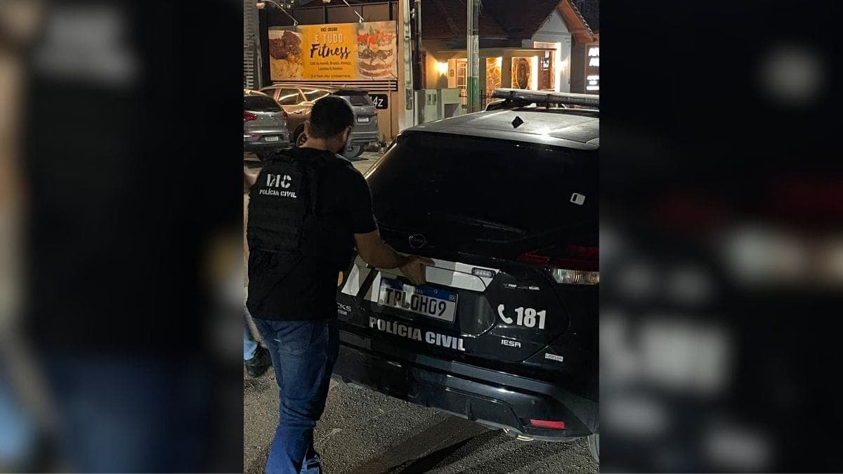 Mulher é presa suspeita de tentar matar irmão internado com câncer em hospital de Brusque