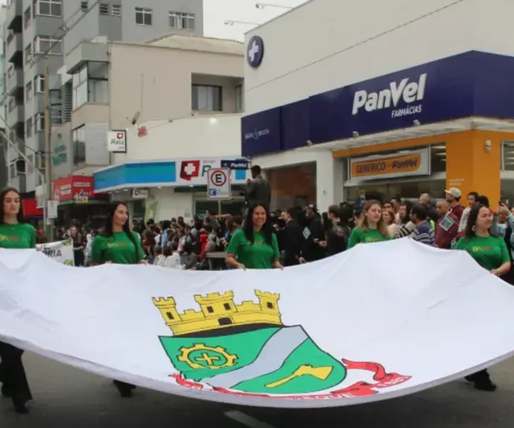 Brusque celebra 166 anos com desfile: Inscrições abertas para escolas e instituições